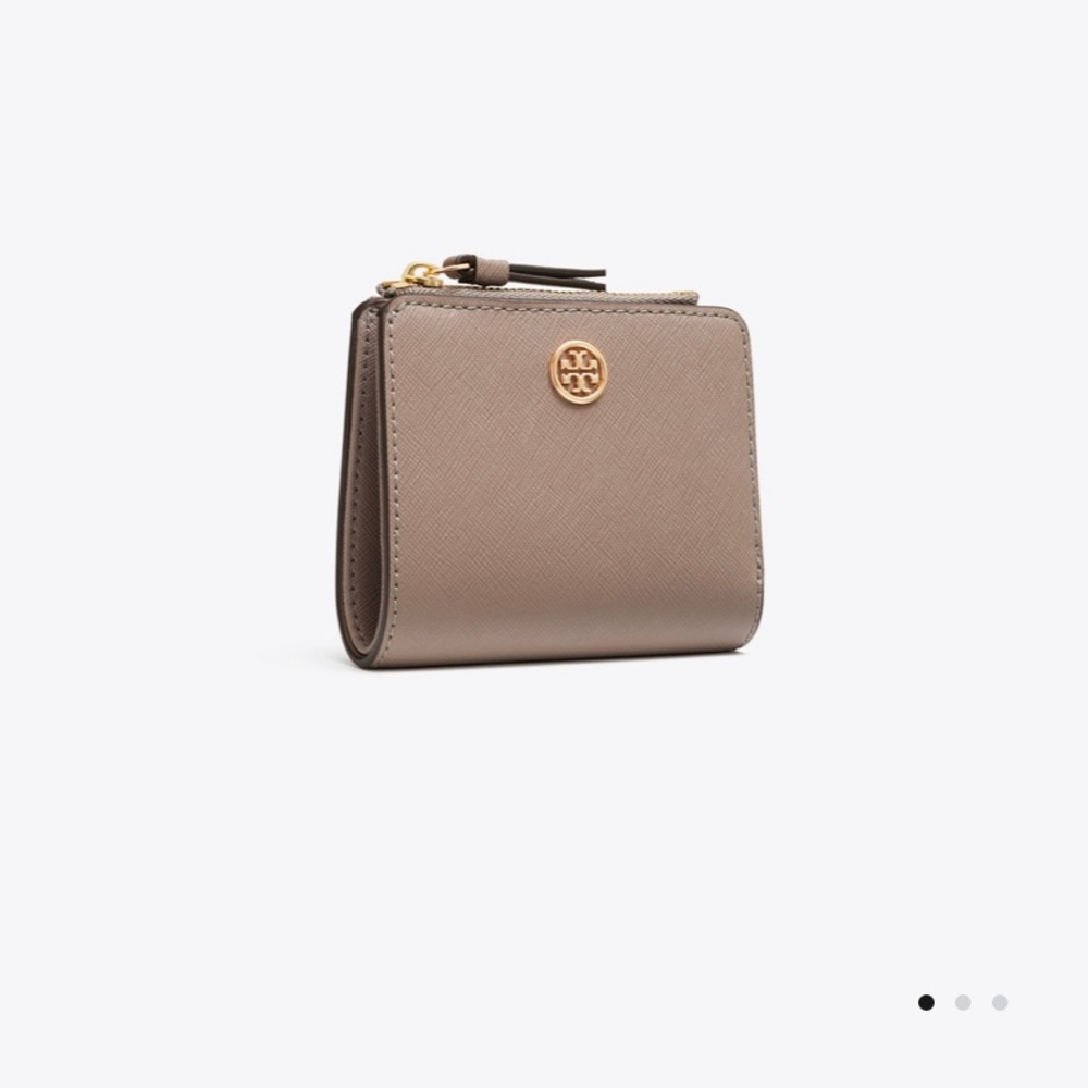 ❌SOLD❌ Tory Burch Mini Robinson wallet